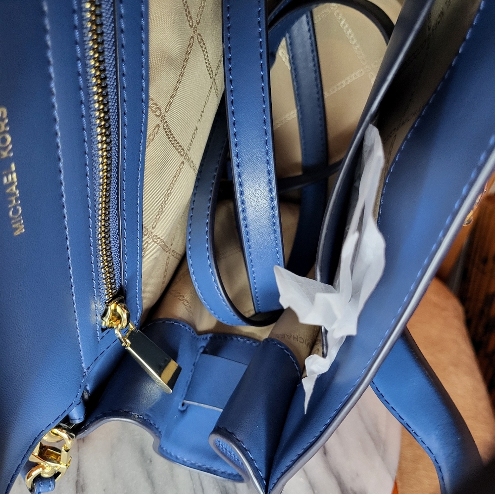 Michael Kors Blue Leather Handbag - Picture 7 of 17